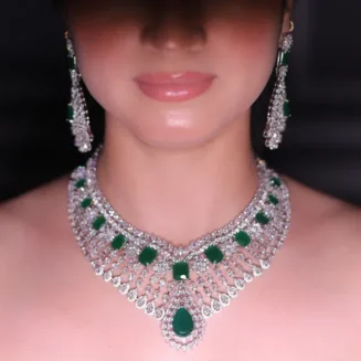 The Crown Whisper Necklace Set