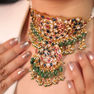 Begum Kundan Necklace Set